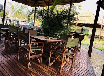 zambia/liuwa-plain-national-park/restaurant/cafe-choconilla