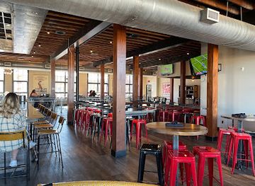 tennessee/clarksville/restaurant/upstairs-at-strawberry-alley