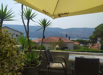 montenegro/herceg-novi/restaurant/lega-food-hn