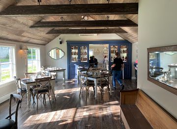 vermont/mount-equinox/restaurant/pearl-s-place-pantry