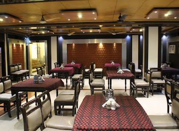 india/jabalpur/napier-town/restaurant/navnita-restaurant