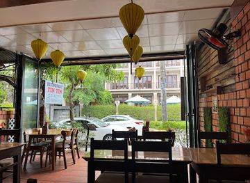 vietnam/south-central-coast/restaurant/tin-tin-restaurant-bar