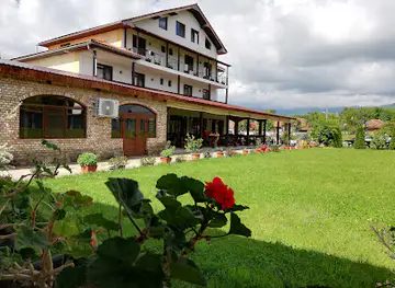 Casa Ursilor Pensiune Restaurant