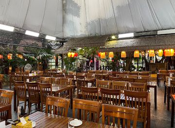 vietnam/ha-long/restaurant/nha-hang-am-thuc-lang-chai-ha-long