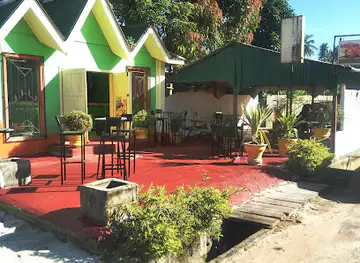 Golden Taste Seafood & Bar