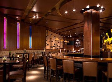 colorado/denver/downtown-denver/restaurant/elway-s-downtown