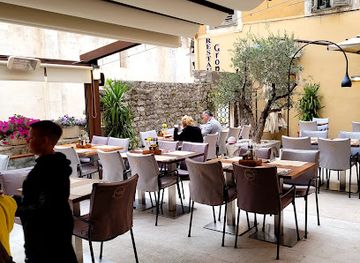 croatia/zadar/restaurant/groppo