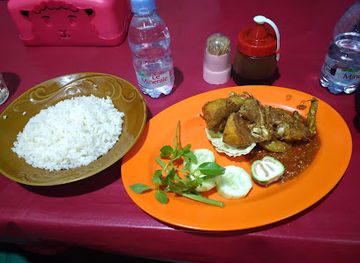 indonesia/pulau-moyo/restaurant/rumah-makan-pawon-lombok