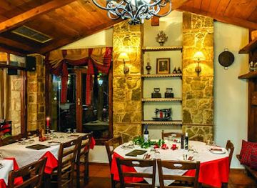greece/delphi/restaurant/to-pithari