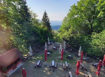 croatia/medvednica-mountain/restaurant/planinarski-dom-runolist