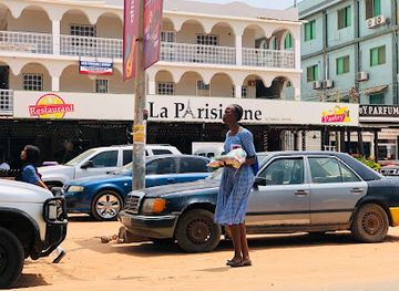 the-gambia/wuli-east/restaurant/la-parisienne-restaurant
