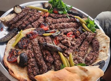 iraq/euphrates-region/restaurant/iraqi-touch-restaurant