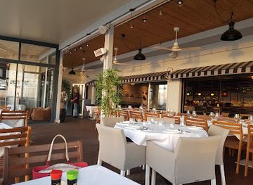 israel/herzliya/herzliya-pituach/restaurant/al-hamayim