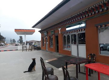 bhutan/dagana-district/restaurant/lhamu-restaurant