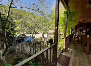 georgia/vardzia/restaurant/restorani-zgapari-rikoti