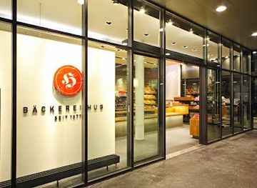 switzerland/zug/restaurant/backerei-hug-zug-bahnhof