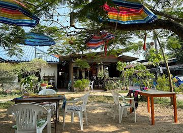 thailand/trang-archipelago/restaurant/miss-island-bakery-kohmook-restaurant