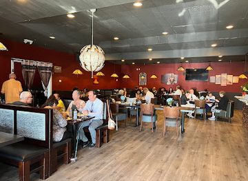 california/huntington-beach/huntington-central-park/restaurant/the-fresh-green-olive-hb