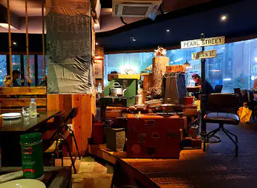 Country Mans, Busan Head Store