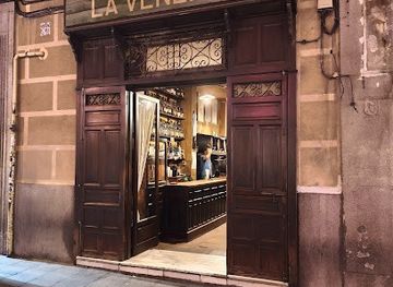 spain/madrid/sol/restaurant/la-venencia