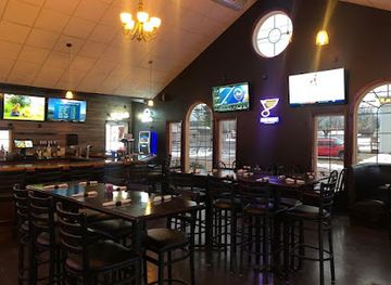 illinois/great-river-road/restaurant/charcoal-house-tavern