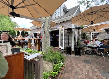 massachusetts/martha-s-vineyard/restaurant/19-raw-oyster-bar