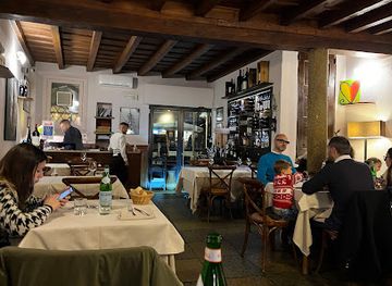 italy/milan/navigli/restaurant/posto-di-conversazione