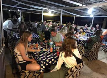 John Raymond'S Beach Bar And Restaurant
