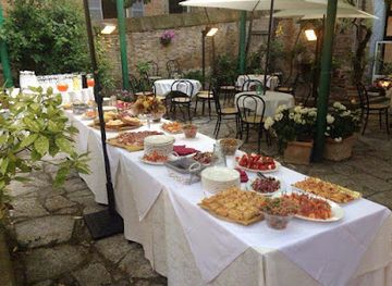 italy/urbino/restaurant/ristorante-il-castello