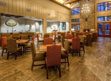 tennessee/pigeon-forge/restaurant/fox-den