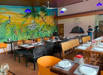 costa-rica/manuel-antonio-national-park/restaurant/hola-indian-restaurant-manuel-antonio