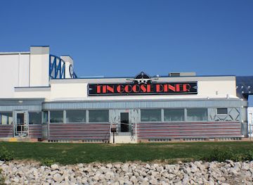 ohio/kelleys-island/restaurant/tin-goose-diner