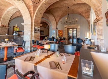 italy/san-gimignano/restaurant/ristorante-fuoriluogo