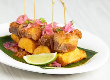 honduras/sula-valley/restaurant/petrea