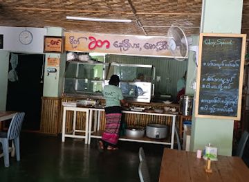 myanmar-burma/naypyidaw/restaurant/maung-myanmar-yo-yar-htamg-shone