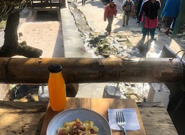 nepal/namche-bazaar/restaurant/namche-organics