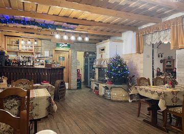 hungary/matra-mountains/restaurant/vorosko-etterem-kisvendeglo