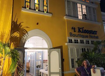 curacao/willemstad/restaurant/oliva-mediterranean-gastro-bar