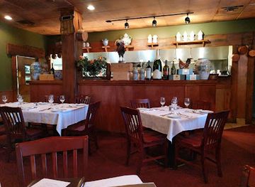 minnesota/lake-superior/restaurant/bellisio-s-italian-restaurant-wine-bar