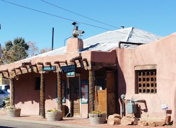 High Noon Restaurant & Saloon