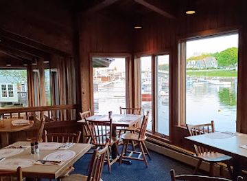 maine/ogunquit/restaurant/barnacle-billy-s-etc