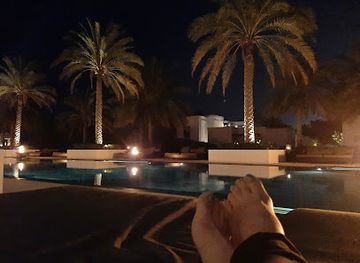 oman/muscat/restaurant/the-long-pool-cabana