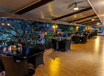 panama/boquete/restaurant/the-river