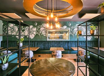 united-kingdom/glamorgan/restaurant/llanerch-vineyard-restaurant