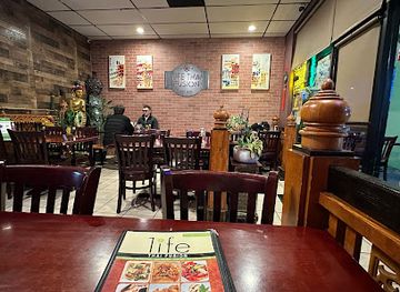 california/santa-clarita/restaurant/let-s-thai