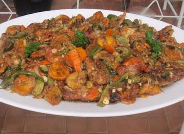 cameroon/foumban/restaurant/no-name-place-chez-nah-pat