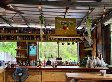puerto-rico/la-cordillera-central/restaurant/la-bodega-de-las-brujas-jayuya