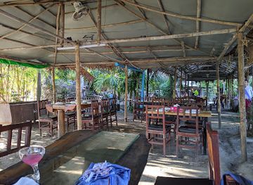 myanmar-burma/kayah-state/restaurant/vista-do-rio-kayan-restaurant