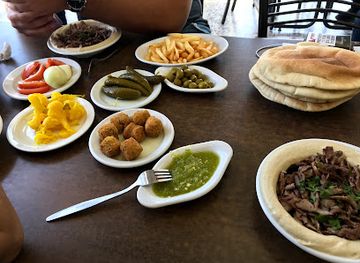 israel/nazareth/restaurant/hummos-afif-saig