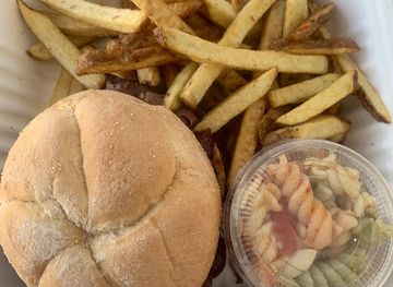 maryland/green-ridge-state-forest/restaurant/mountainside-deli